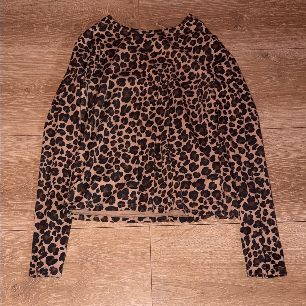 H&M Leopard Print Long Sleeve Tee